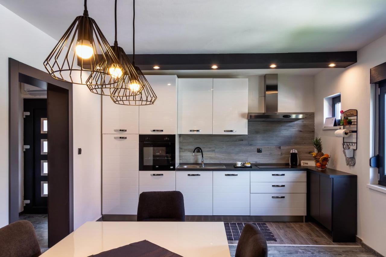 Apartman Gabrijela Muntić Buitenkant foto